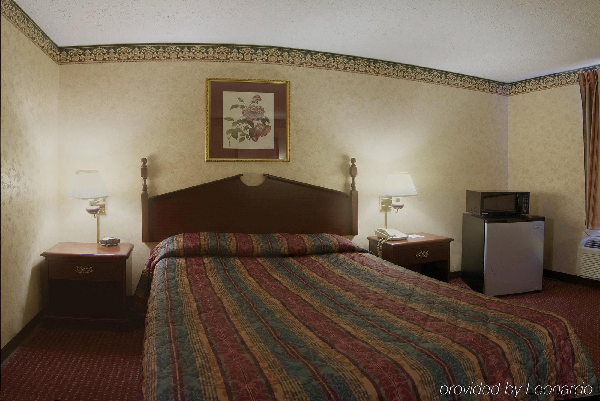 Americas Best Value Inn & Suites Mt. Pleasant Mount Pleasant Rum bild